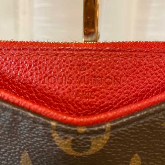 Authentic Louis Vuitton Pallas clutch in red - Picture 2 of 9